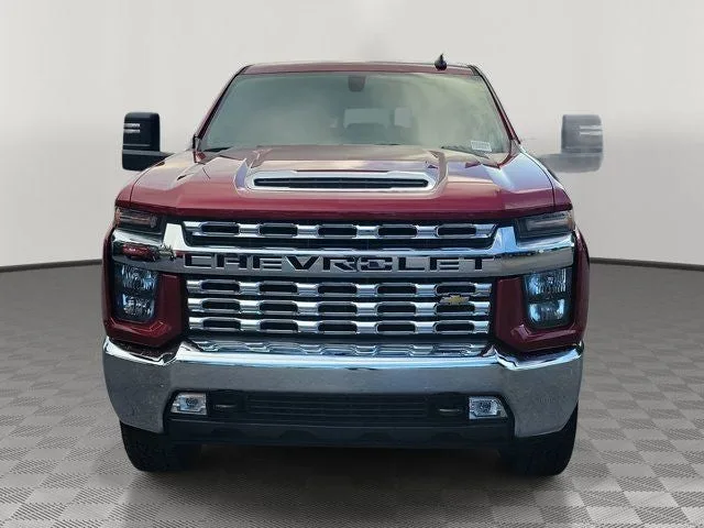 2021 Chevrolet Silverado 2500HD LT photo 2