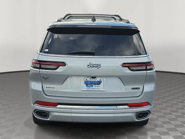 2024 Jeep Grand Cherokee L Overland 4WD photo 5