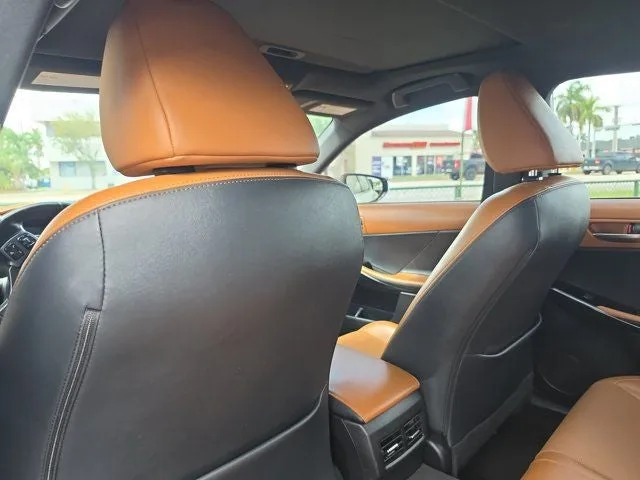 2024 Lexus IS 300 photo 13