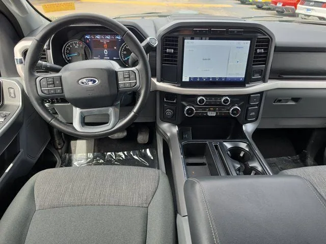 2023 Ford F-150 XLT photo 13