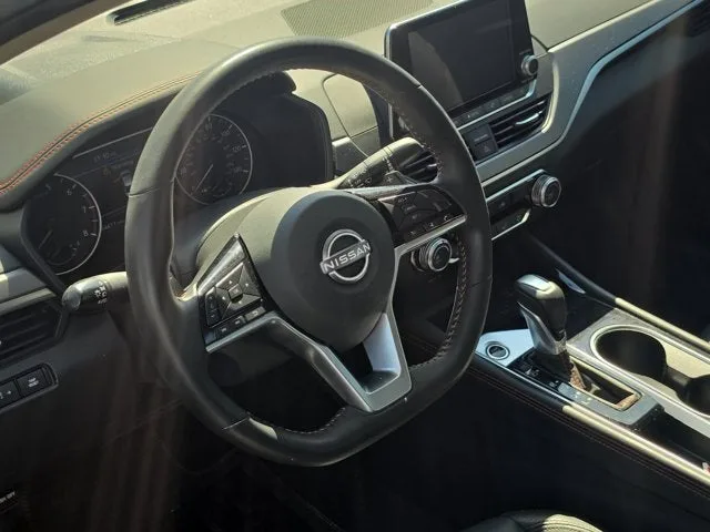 2025 Nissan Altima 2.5 SR photo 25