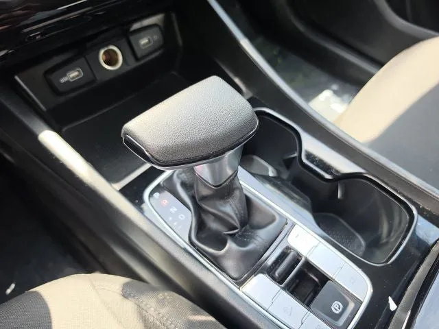 2023 Hyundai Tucson SE photo 23