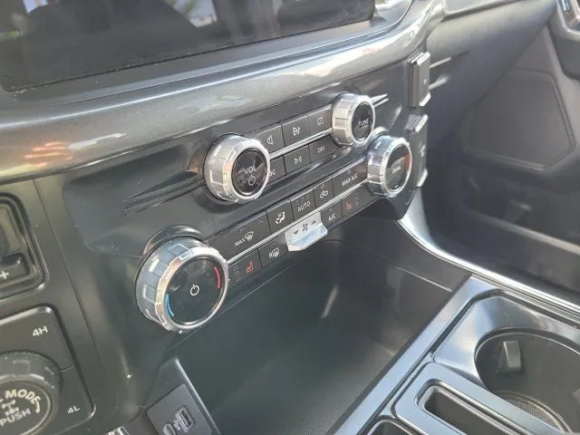 2023 Ford F-150 XLT photo 21