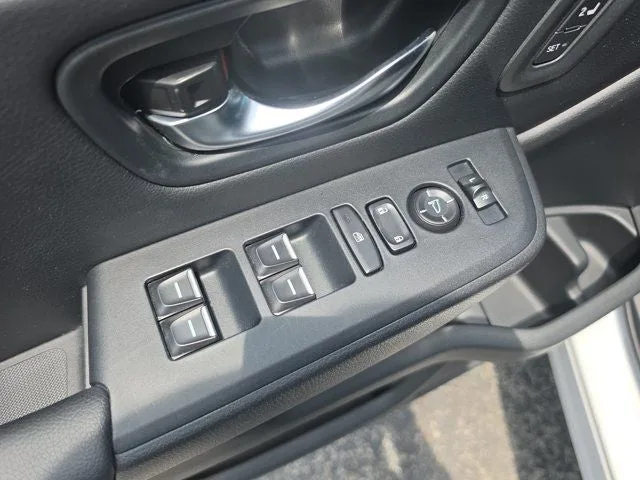 2024 Honda Pilot EX-L 7 Passenger photo 17