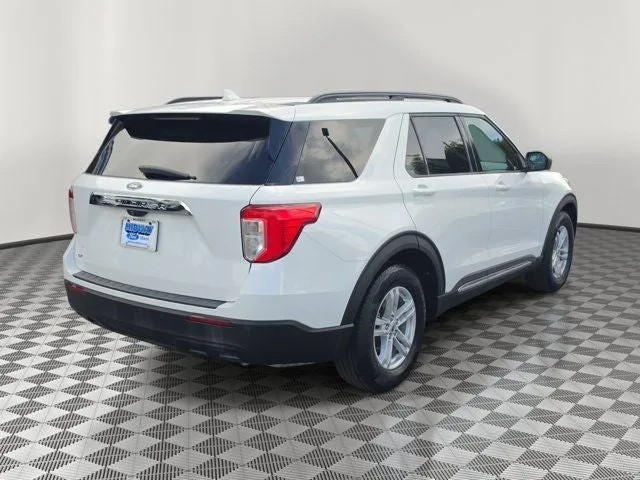 2020 Ford Explorer XLT photo 6