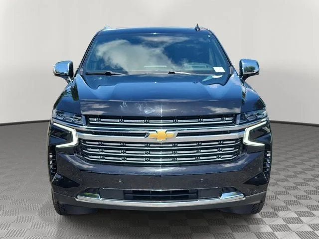 2023 Chevrolet Tahoe Premier photo 2