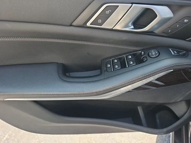 2020 BMW X5 sDrive40i photo 16