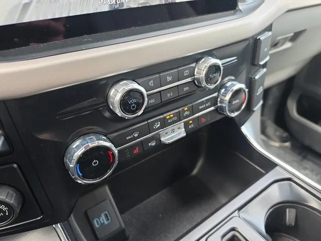 2023 Ford F-150 XLT photo 21
