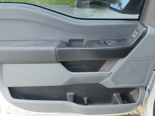 2023 Ford F-150 XL photo 9