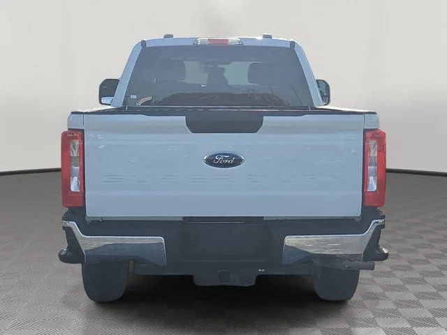 2025 Ford F-250SD XLT photo 5