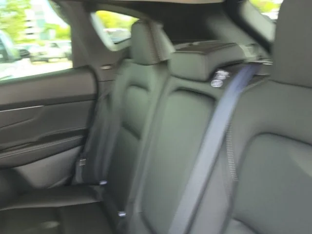 2025 Nissan Murano SV photo 16