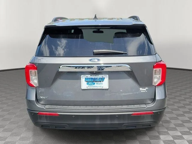 2023 Ford Explorer XLT photo 5