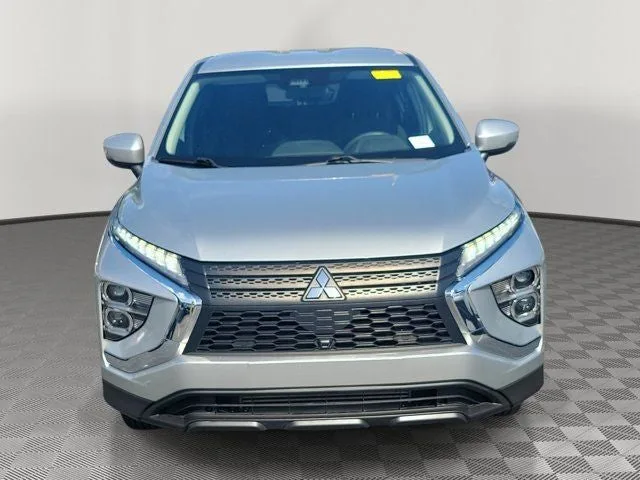 2023 Mitsubishi Eclipse Cross ES photo 2