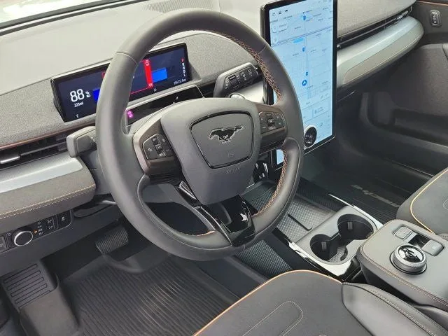 2023 Ford Mustang Mach-E GT photo 17