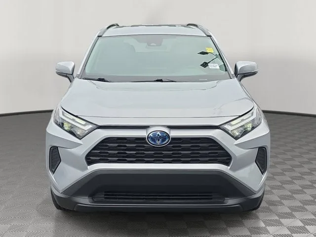 2024 Toyota RAV4 Hybrid LE photo 2