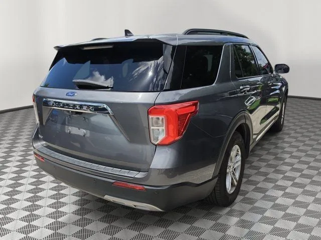 2022 Ford Explorer XLT photo 6