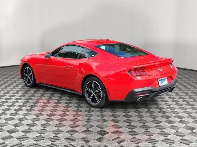 2024 Ford Mustang EcoBoost Premium photo 4