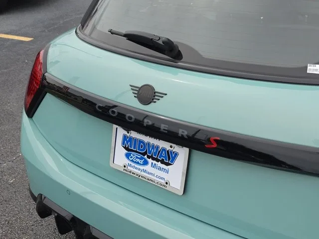 2026 MINI Cooper S Hardtop photo 7