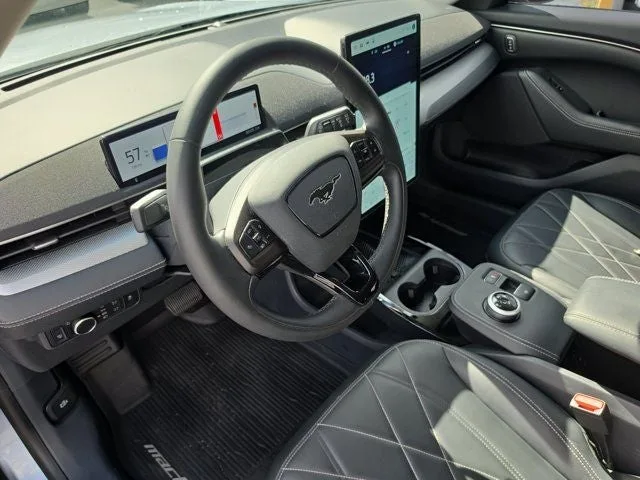 2022 Ford Mustang Mach-E Select photo 21