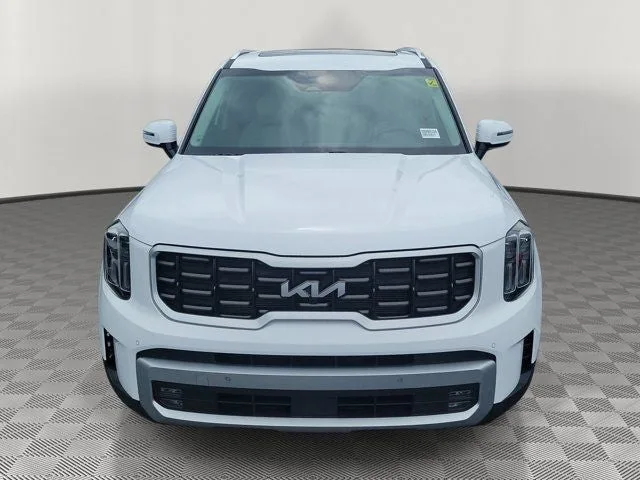 2024 Kia Telluride SX photo 2