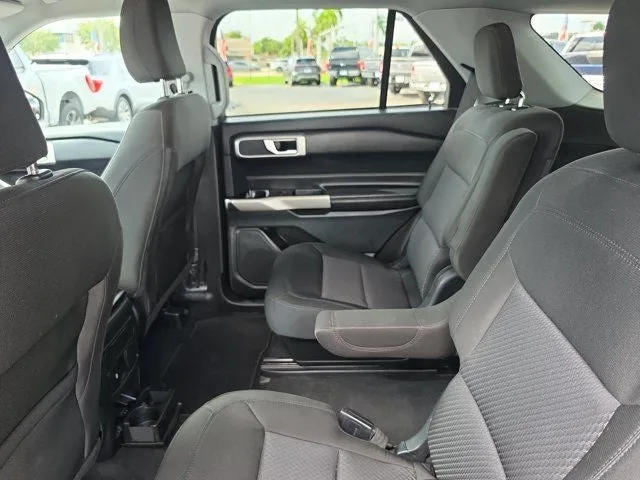 2023 Ford Explorer XLT photo 14