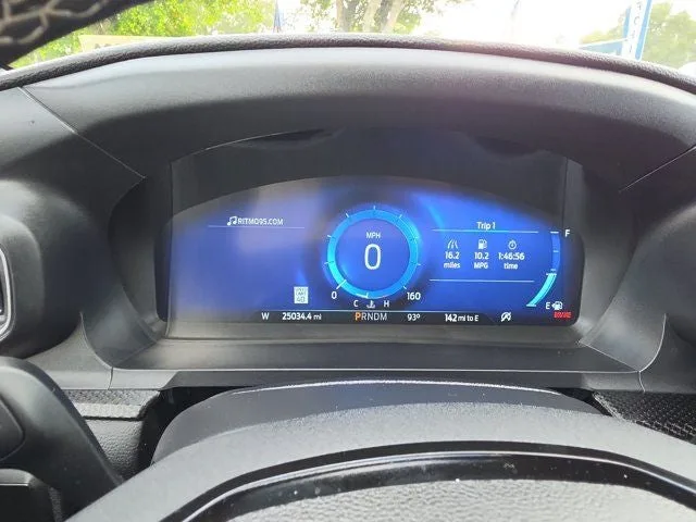 2023 Ford Explorer ST photo 23
