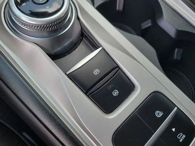 2023 Ford Explorer XLT photo 24