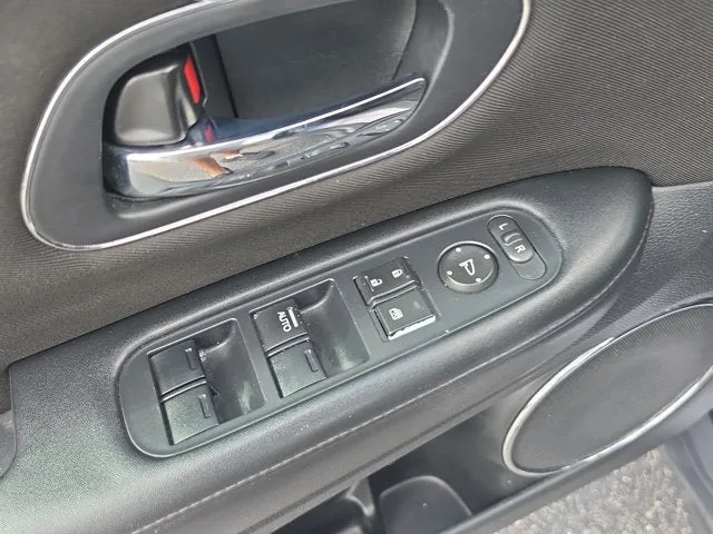 2018 Honda HR-V EX photo 21