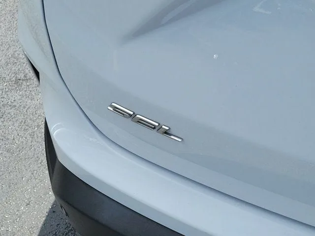 2022 Ford Edge SEL photo 8