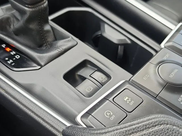 2024 Toyota Grand Highlander XLE photo 31
