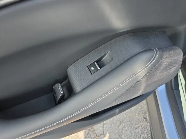 2022 Ford Mustang Mach-E Select photo 14