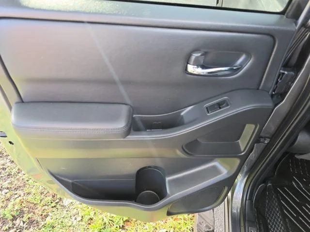 2022 Nissan Frontier PRO-4X photo 13