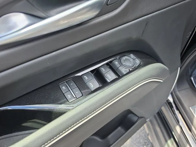 2023 Cadillac Escalade ESV Sport photo 21
