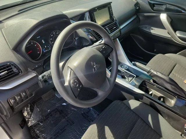 2023 Mitsubishi Eclipse Cross ES photo 16