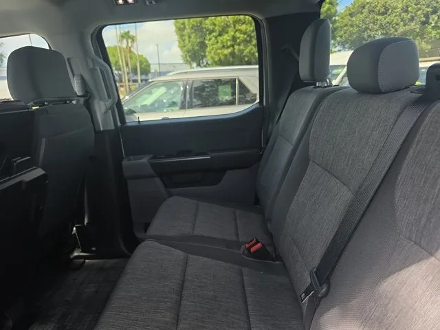 2023 Ford F-150 XL photo 13