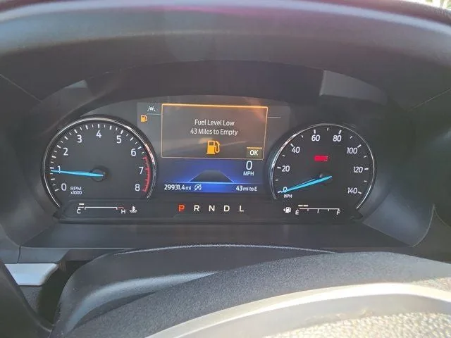 2023 Ford Explorer XLT photo 17