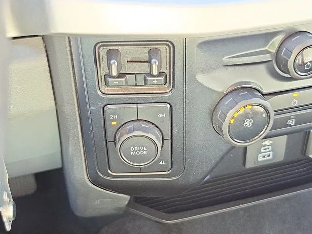2025 Ford F-250SD XLT photo 30