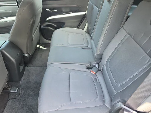 2023 Hyundai Tucson SE photo 14
