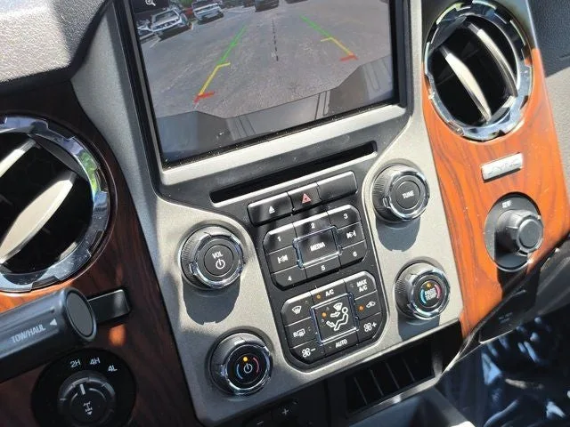 2015 Ford F-250SD Lariat photo 22