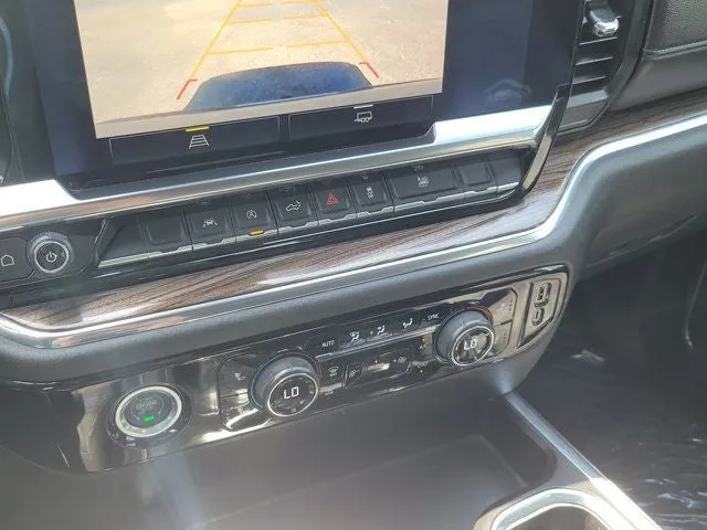 2023 Chevrolet Silverado 1500 RST photo 24