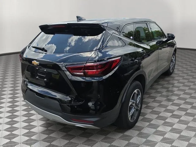 2024 Chevrolet Blazer LT photo 6