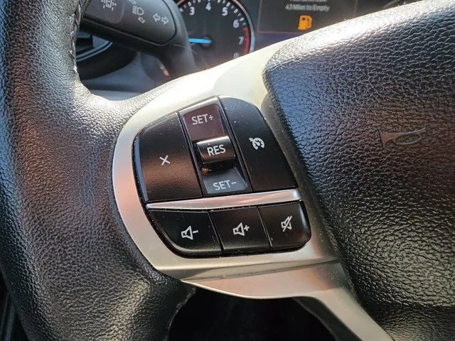 2023 Ford Explorer XLT photo 18