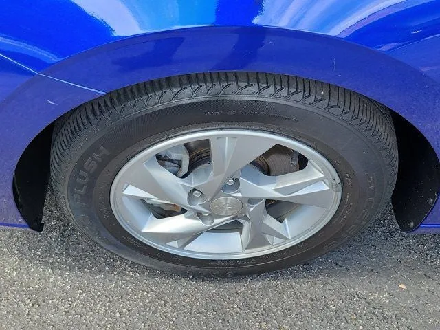 2021 Hyundai Elantra SE photo 9