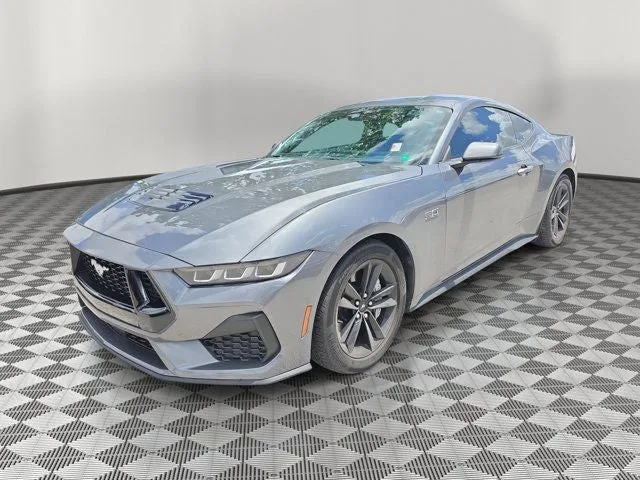 2024 Ford Mustang GT photo 3