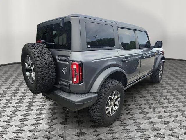 2022 Ford Bronco Badlands photo 5