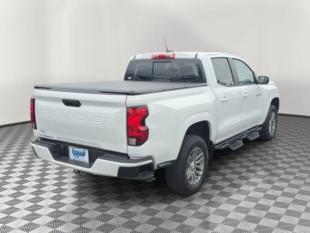 2023 Chevrolet Colorado LT photo 6