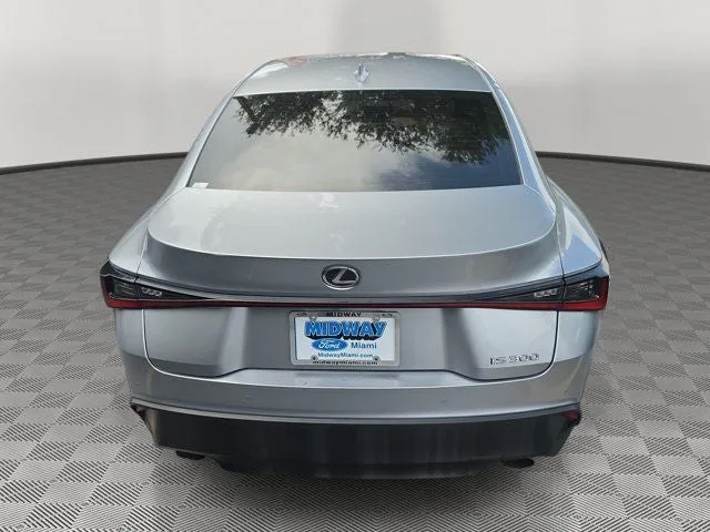 2024 Lexus IS 300 photo 5