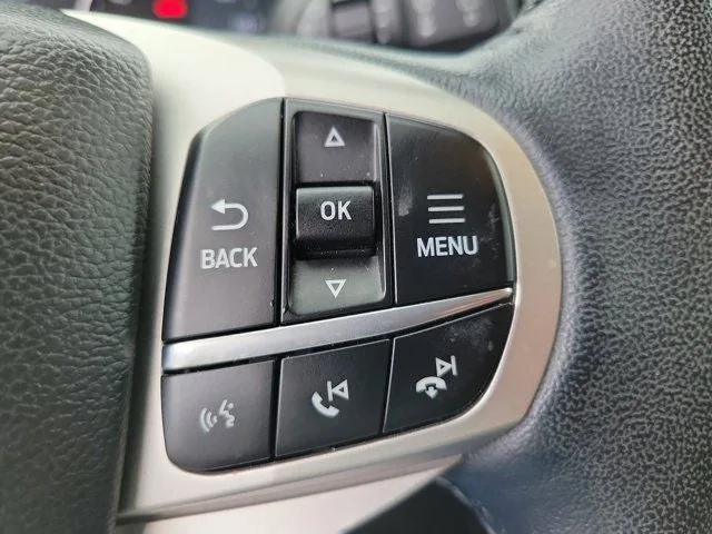 2023 Ford Explorer XLT photo 21