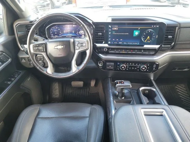 2022 Chevrolet Silverado 1500 LTZ photo 14