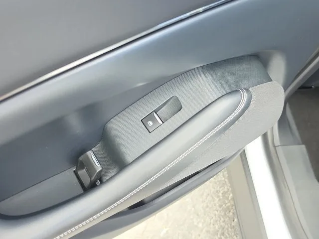2021 Ford Mustang Mach-E Select photo 13